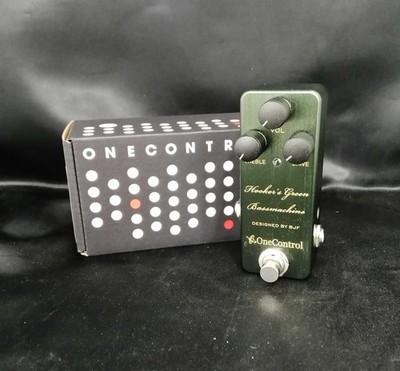 One Control Hooker s Green Bass Control - Bass Overdrive / Preamp Pedal