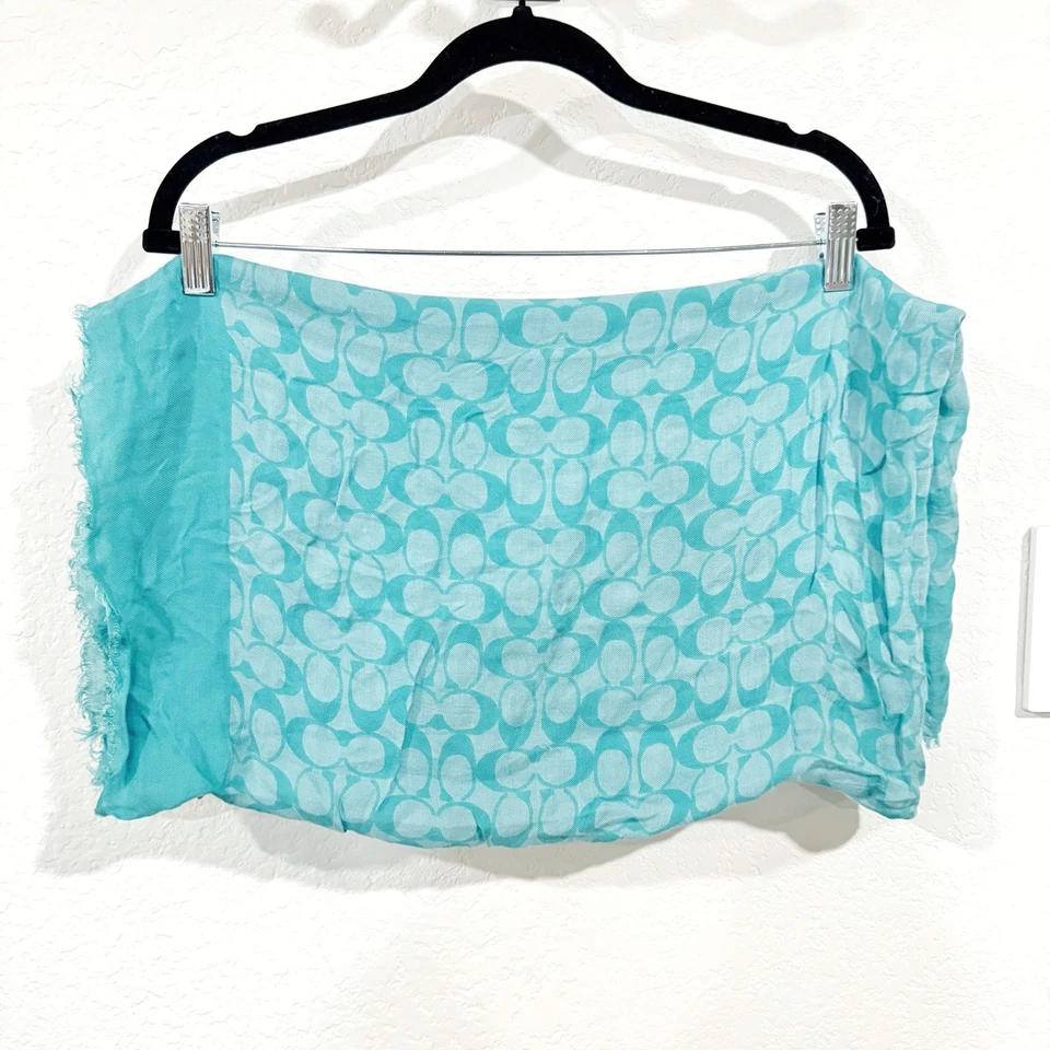 全新带标签蔻驰围巾裹巾女式签名 C 标志羊毛/丝绸蓝色 $178 MSRP — 第 3/3 张图片