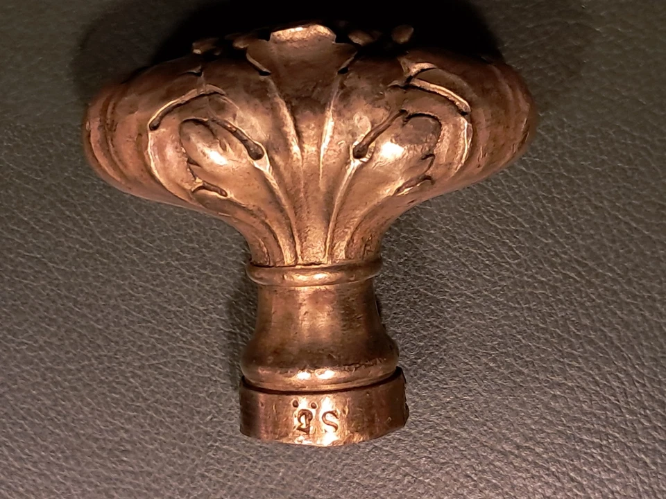 ▨6X6mm,ancien Bouton porte bronze Raisin ciselé,Poignée style Renaissance, XIX - Photo 3/4