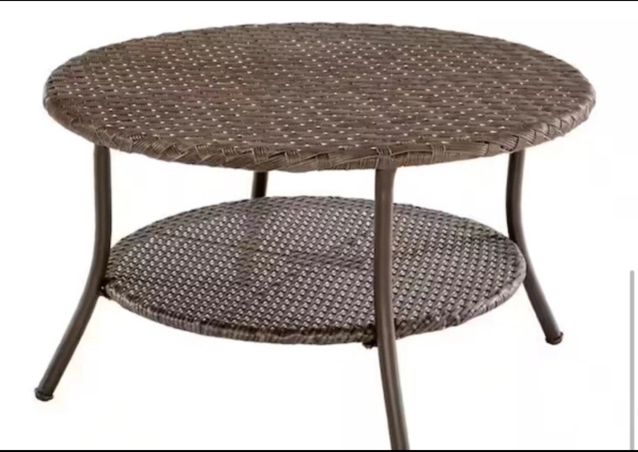 New Stywell  32" Woven  Patio Coffee Table in Brown 32”dia/18” H , All Weather