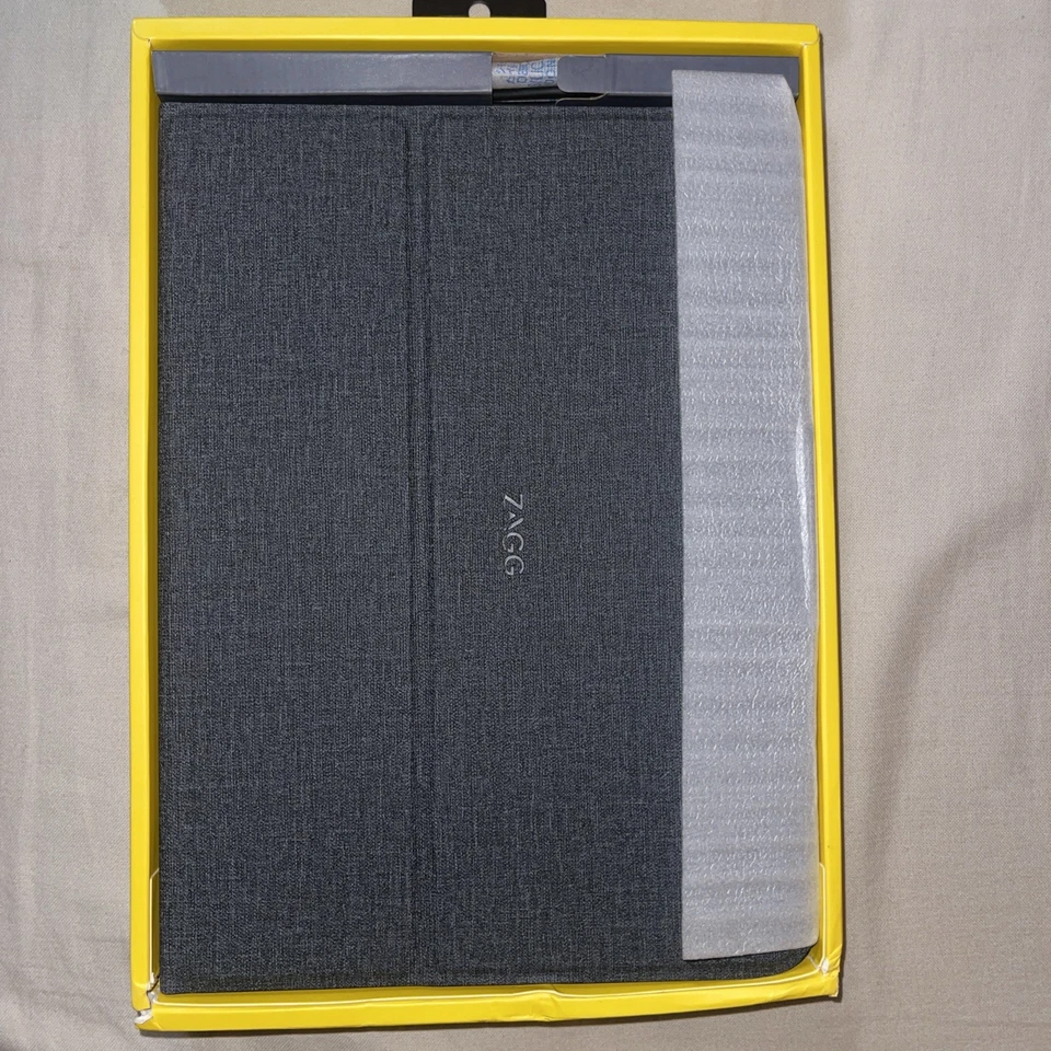 ZAGG Messenger Folio 2 Keyboard & Case Apple iPad 10.9" 10th Generation NewOB - Image 3 of 4