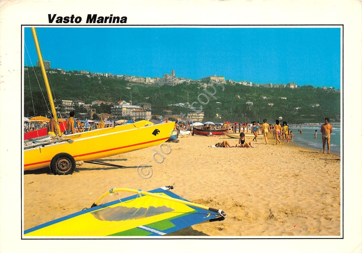Foto 1 di 2