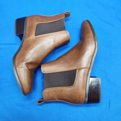 Call It Spring Women's Size 7.5 Brown Vegan Leather Chelsea Ankle Boots - Picture 12 of 13