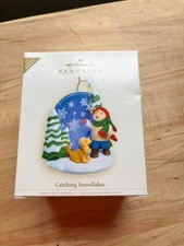Hallmark Keepsake Ornament 2006 Catching Snowflakes Limited Quantity Puppy Dog.
