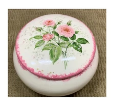 VINTAGE POSSIBLY HAND MADE? PINK FLORAL TRINKET DISH WITH LID