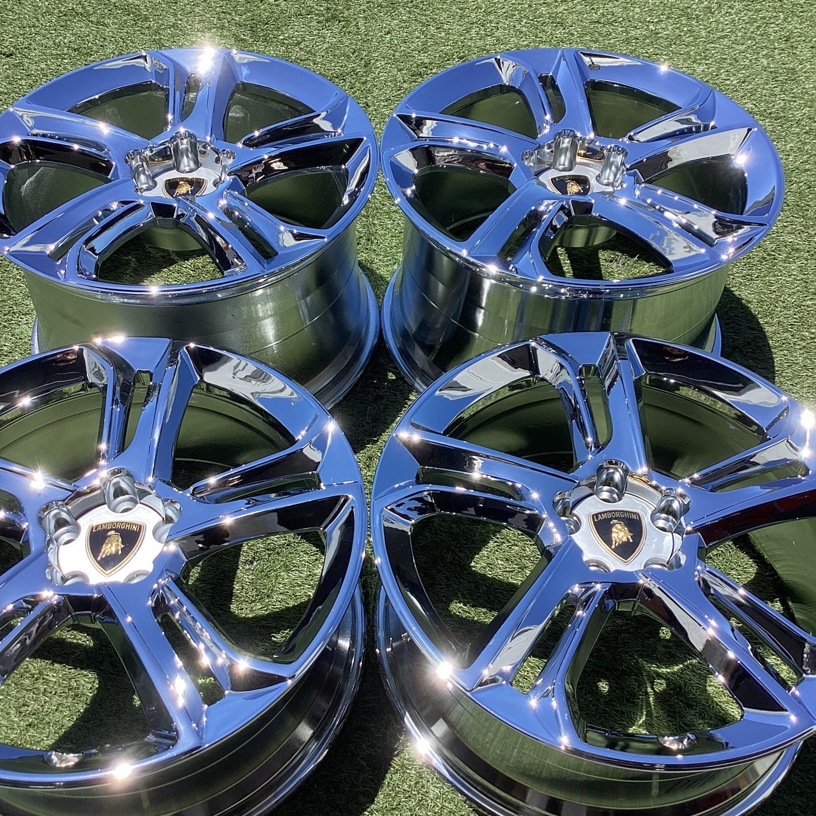 Lamborghini Gallardo FRONT+INNER Wheel P/N 400601025T