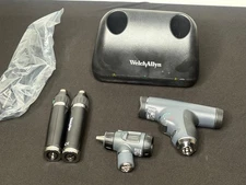 (NEW BATTERIES)Welch Allyn   PanOptic  Ophthalmoscope & Otoscope  Set  & Charger