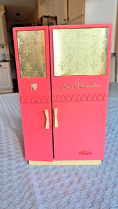 Vintage Suzy  Homemaker Refrigerator
