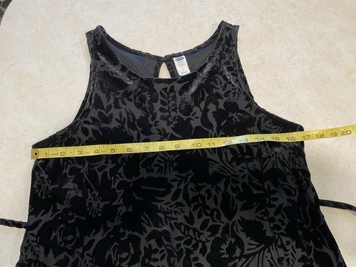 Lovely Size S Old Navy Floral Black Velvet Burn-out Knit Swing Maternity Dress - Picture 7 of 12