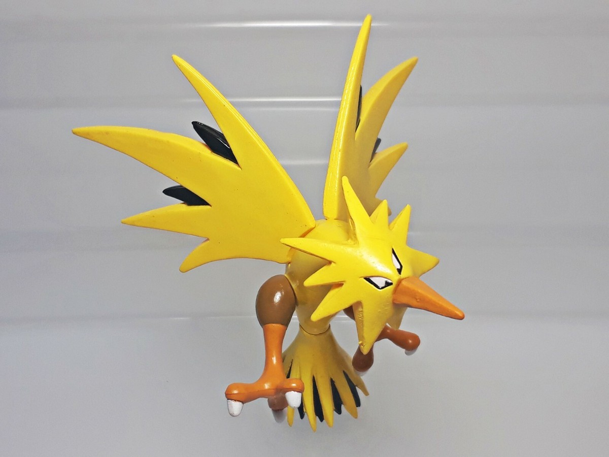 ポケモン バンプレスト 1998 Pokemon Banpresto Zapdos Pokemon Figure Banpresto 1998 Action Pose Gashapon Vintage