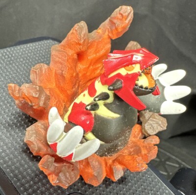 Primal Groudon Kyogre Pokemon Preorder Bonus Figure Kaiyodo Japan