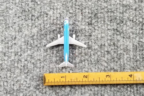SCHABAK DIECAST PASSENGER PLANE BOEING 737 KLM 2 1/2" LONG 2" WS GERMANY - Picture 3 of 10