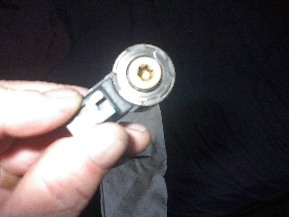 Jeep Grand Cherokee WJ 01-04 4.7 Hydraulic Cooling Fan Solenoid - Image 3 of 4