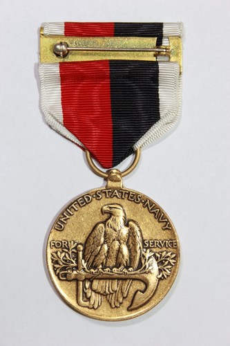 UNITED STATES: Post-WW2 US Navy Occupation Service Medal - Picture 2 of 2