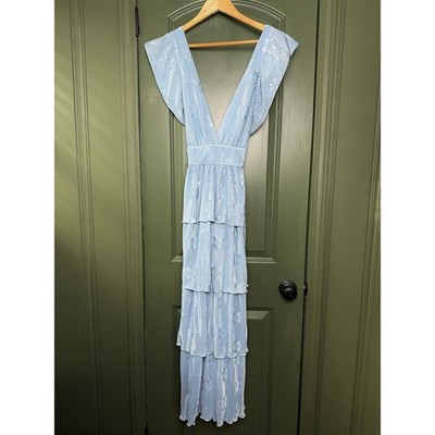 NWT Saylor Luba Daisy Pleat Shimmer V-Neck Midi Tiered Dress Dusty Blue Small