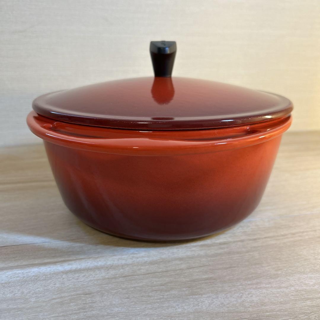 Le Creuset Sensation Cocotte 22cm Cherry Red Two-Handed Pot