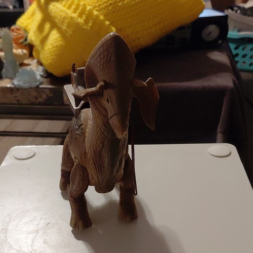 Star Wars Bantha Action Figure with Saddle Accessory