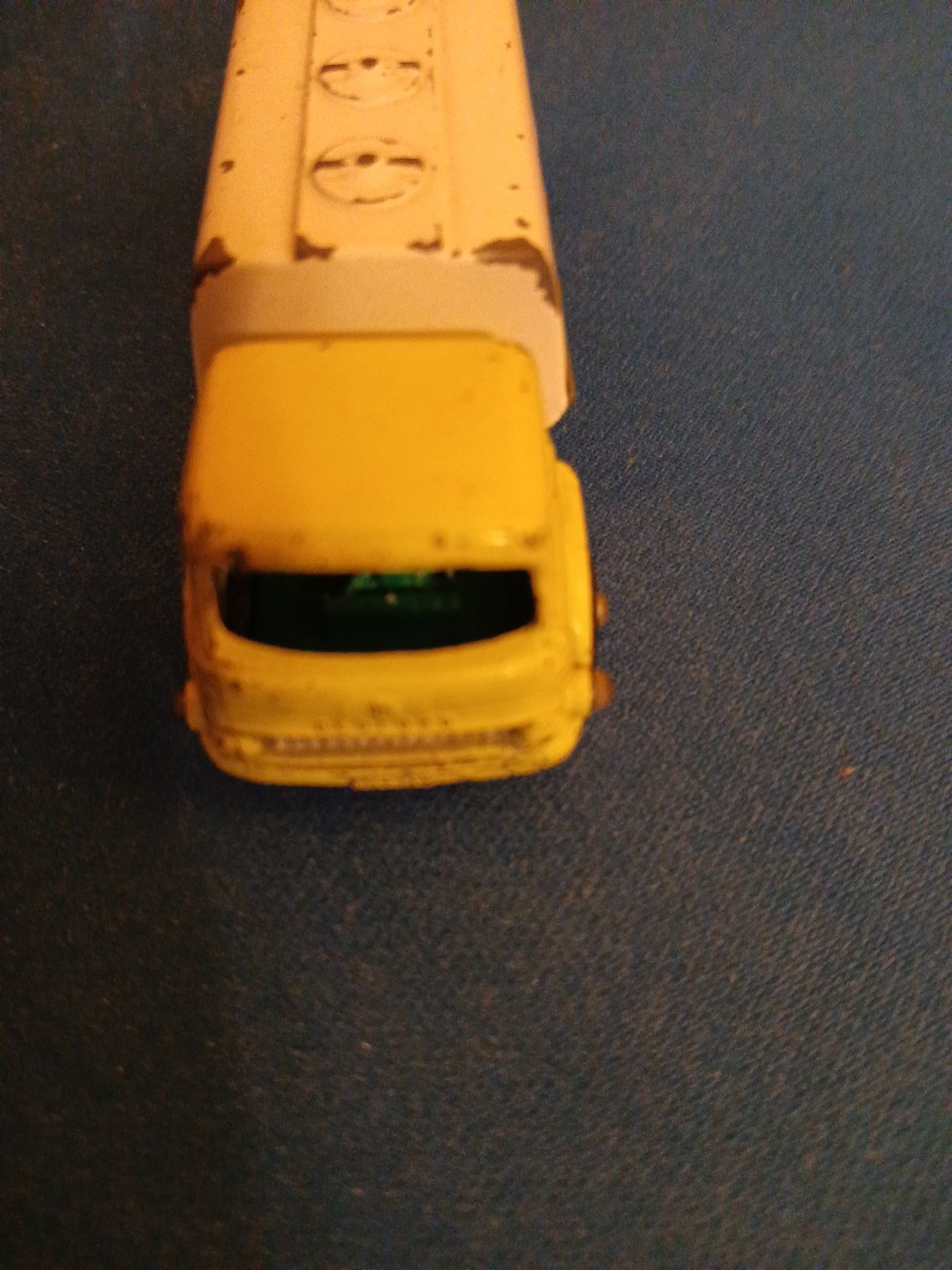 Picture 4 of 5