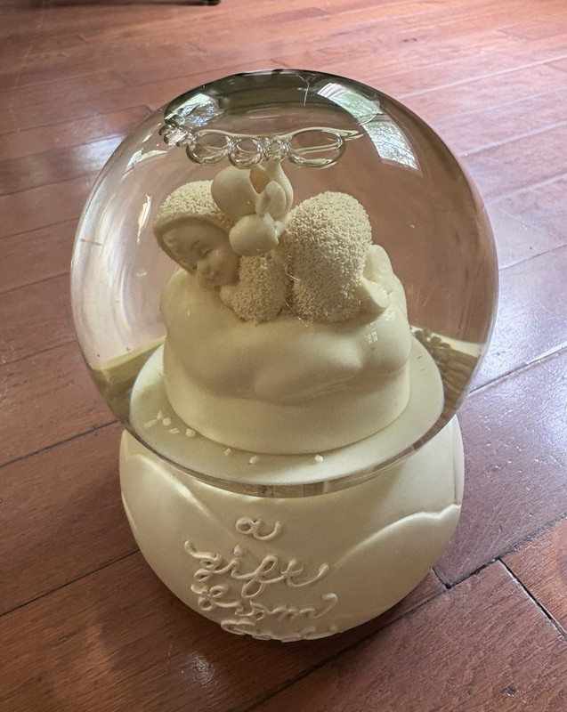 Department 56 Snowbabies Musical Snow Globe "A Gift From God" Angel 2002