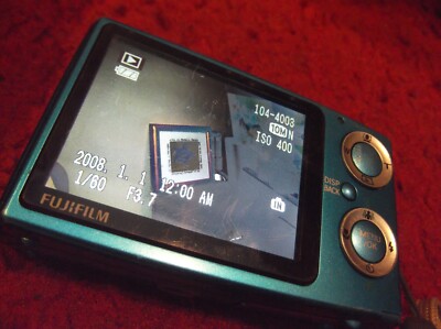 Fujifilm FINEPIX Z-Series Z20 fd 10.0MP 3x Digital Camera