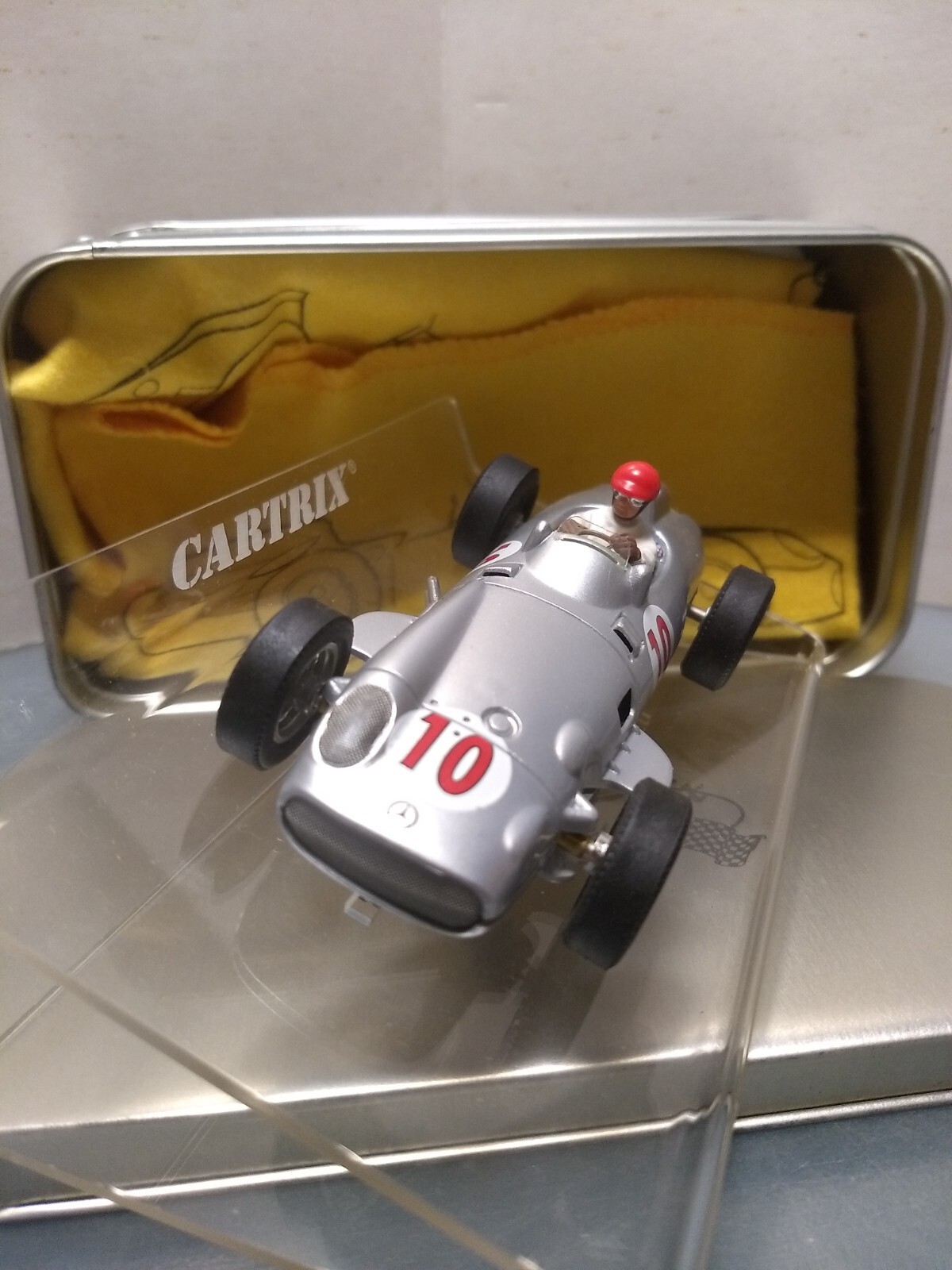 CARTRIX Slot Cars Classic Collection 1955's Fangio 10 Mercedes Benz w