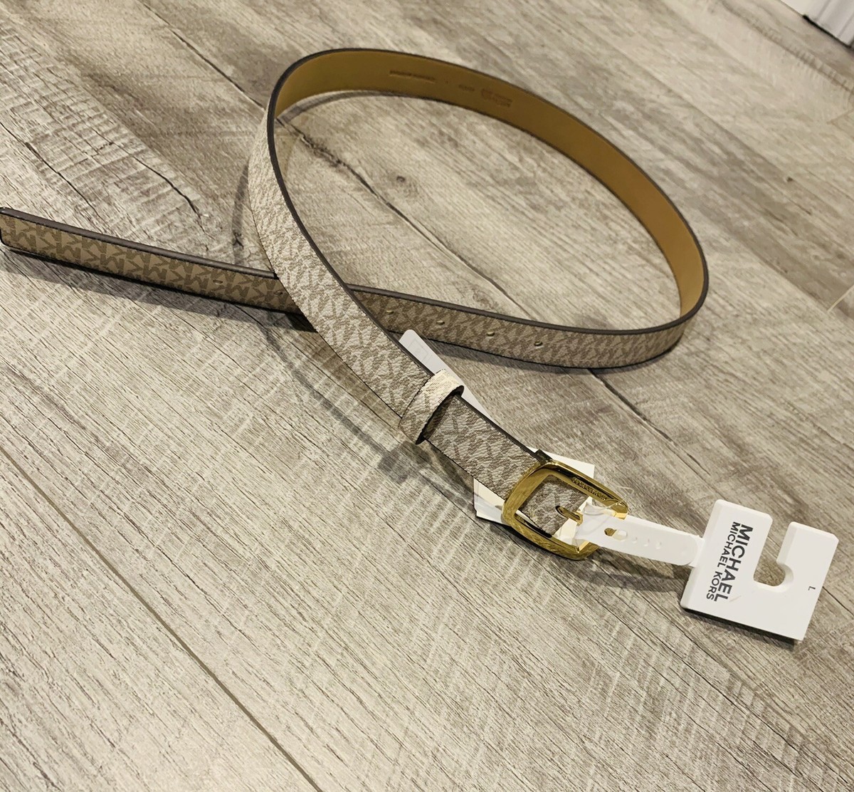 MICHAEL KORS BELT VANILLA PRINTED MK LOGO WITH GOLD MK LOGO BUCKLE Michael Kors Vanilla Logo Signature XL Leather Gold Buckle  main image 4