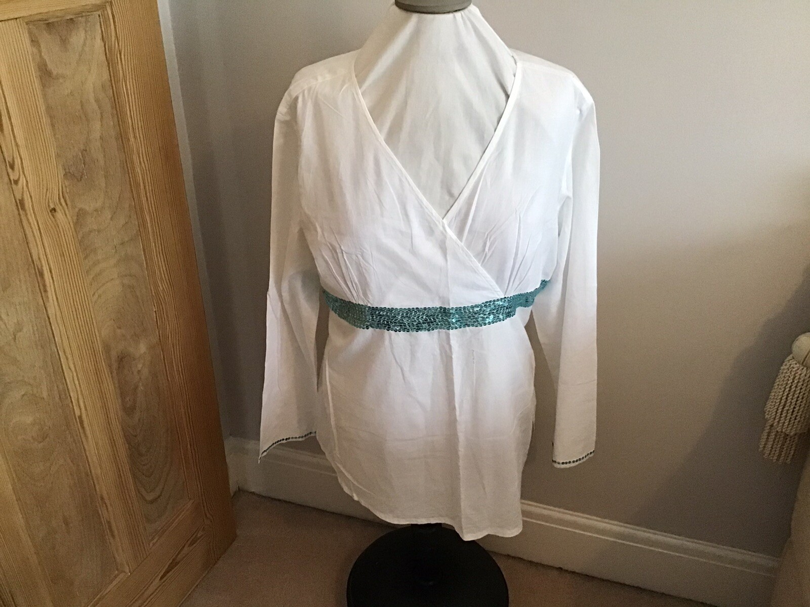 White Cotton Embellished Beach Cover Up size 20 From TU eBay
