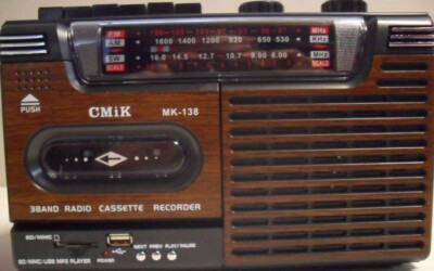 027 - MAGNÉTOPHONE Radio K7 Vintage FM AM SW USB MP3 SD/MMC Secteur 110