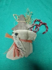 Primitive Handmade Christmas Gingerbread Ho Ho Ho Decor Small