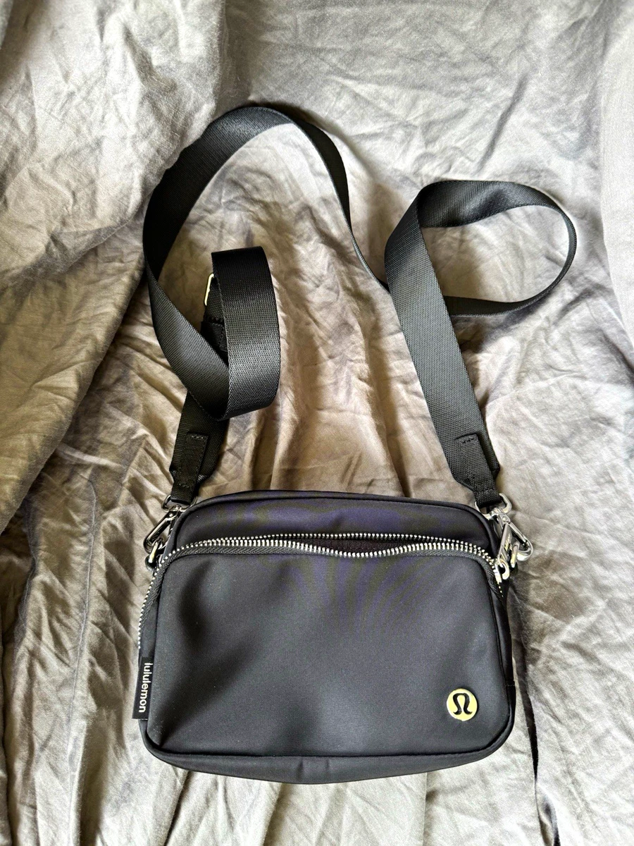 lululemon crossbody bag ebay Everywhere 2L Metal Hardware – The Shop at Equinox 5 cm x 19 cm (4 Lululemon Crossbody Bags & Handbags