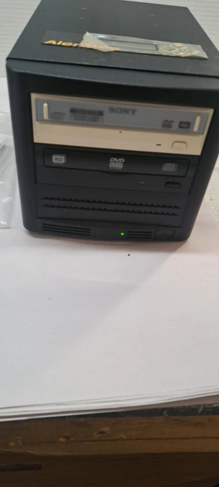 Aleratec 1:2 DVD/CD Copy Cruiser Pro LX W/ Power Supply - Image 2 of 4