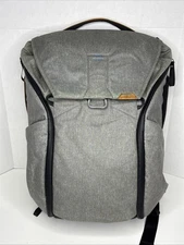PEAK Design: Everyday Backpack 30L V1 - Ash Gray Photo Carry Camera Laptop