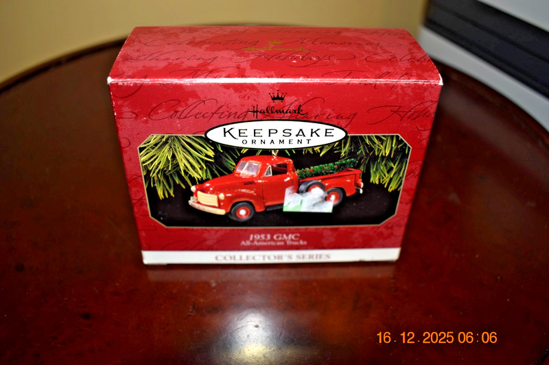 Vintage 1953 GMC Truck Hallmark Keepsake Ornament 1997