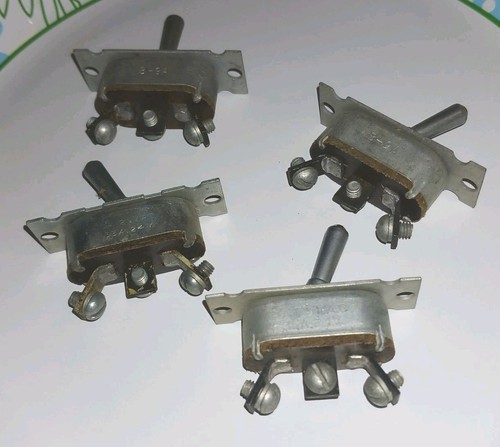 VINTAGE METAL TOGGLE SWITCHES SPDT ON-OFF-ON 5A 125VAC,35A 24VDC SCREW TERMINALS