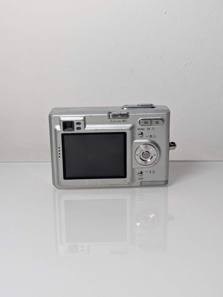 CASIO カシオ EXILIM メガピクセル 4.0 EX-Z4 Y-160 CASIO カシオ EXILIM メガピクセル 4.0 EX-Z4 Y-160 - メルカリ