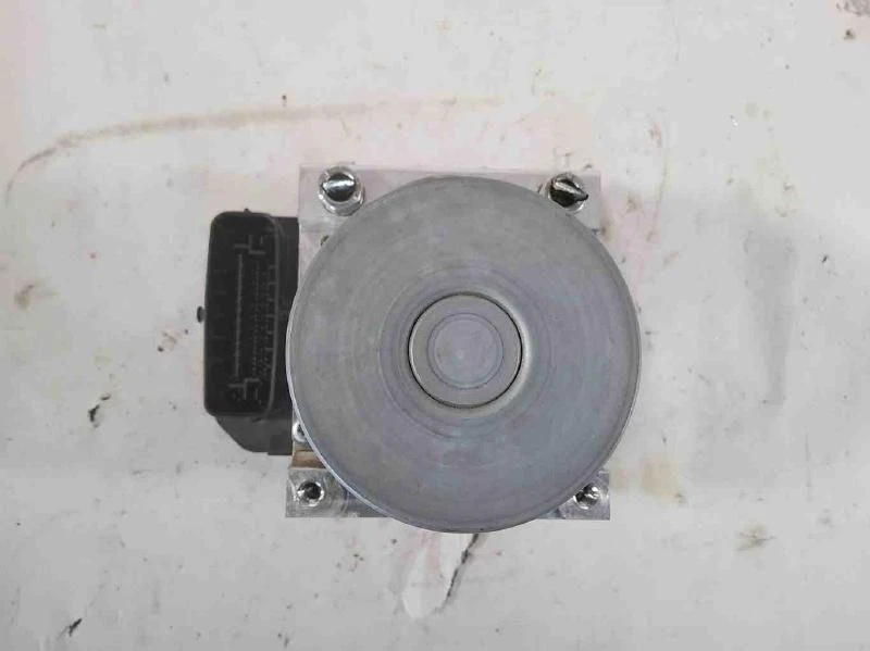 2017-2019 Toyota Highlander Anti Lock Brake Abs Pump Module Assembly OEM - Image 3 of 4
