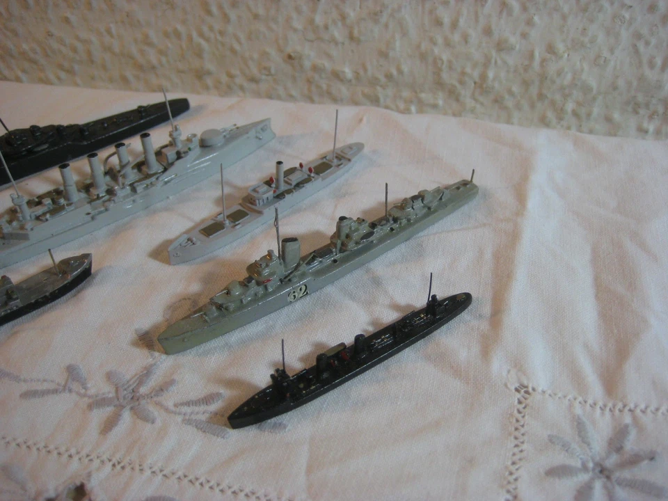 Sammlung / Konvolut Wiking Schiffe/Dampfer/Militär Kriegsschiffe/Zerstörer - Bild 3 von 4