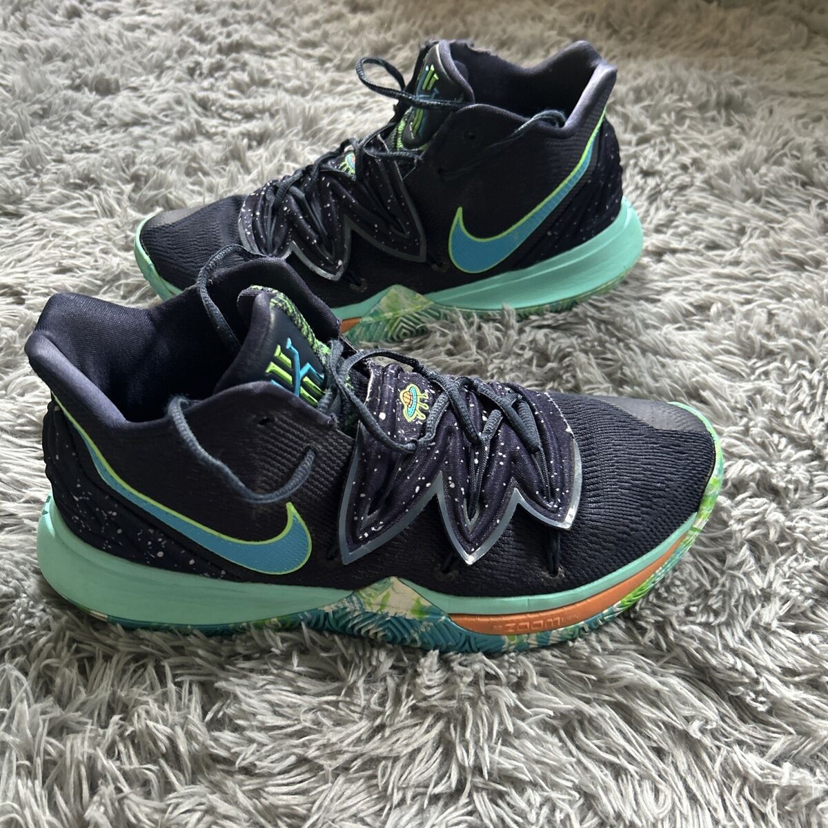 Nike Kyrie 5 UFO Blue Green Men's Basketball Shoes Sneakers Nike Kyrie 5 UFO Blue Green Men's Basketball Shoes Sneakers