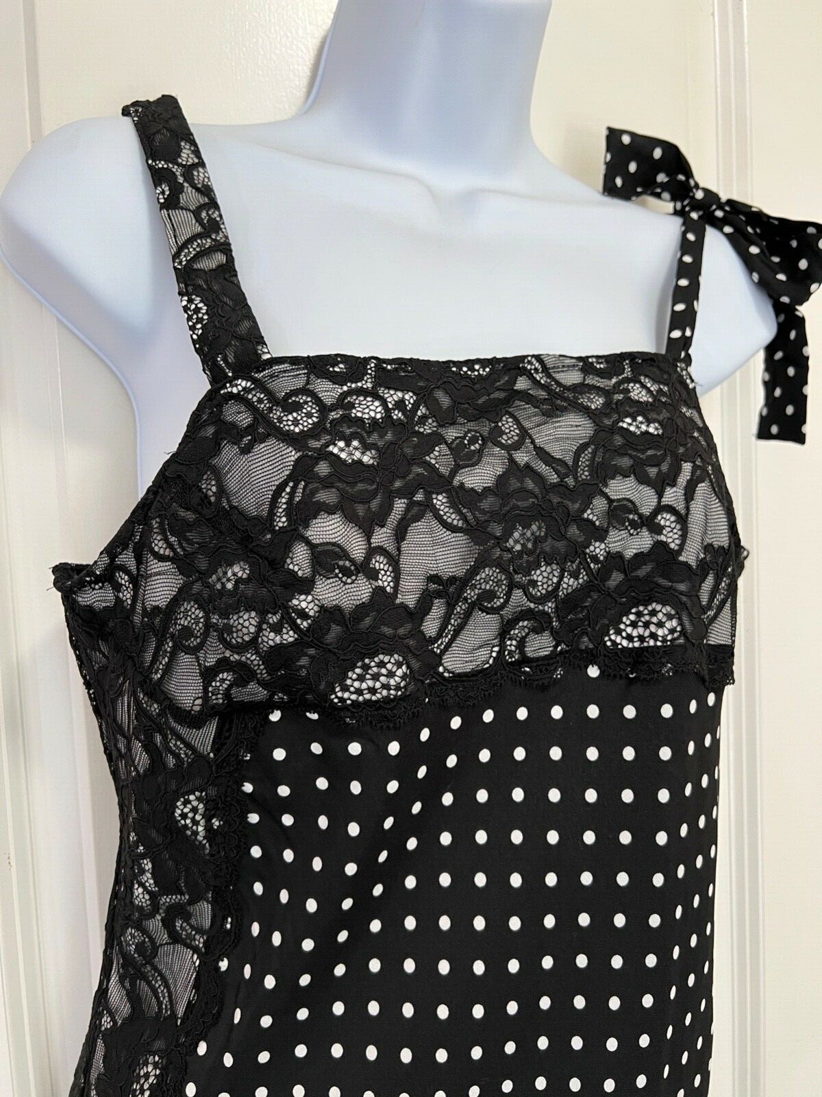 Vintage 90’s Victoria’s Secret black polka dot dress