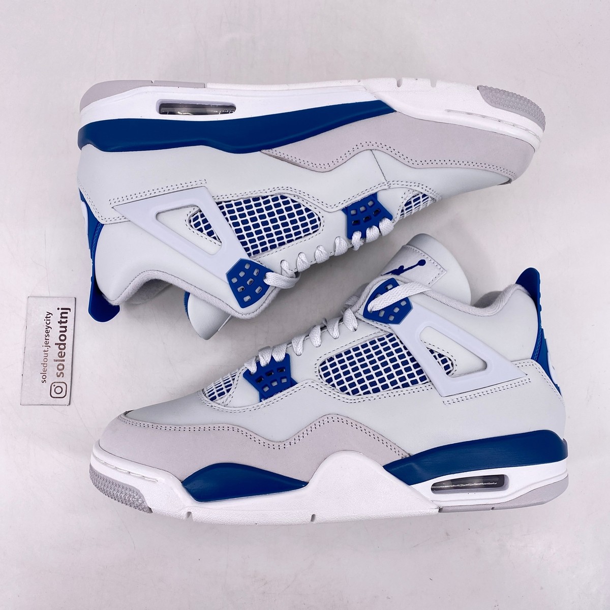 Air Jordan 4 Retro 