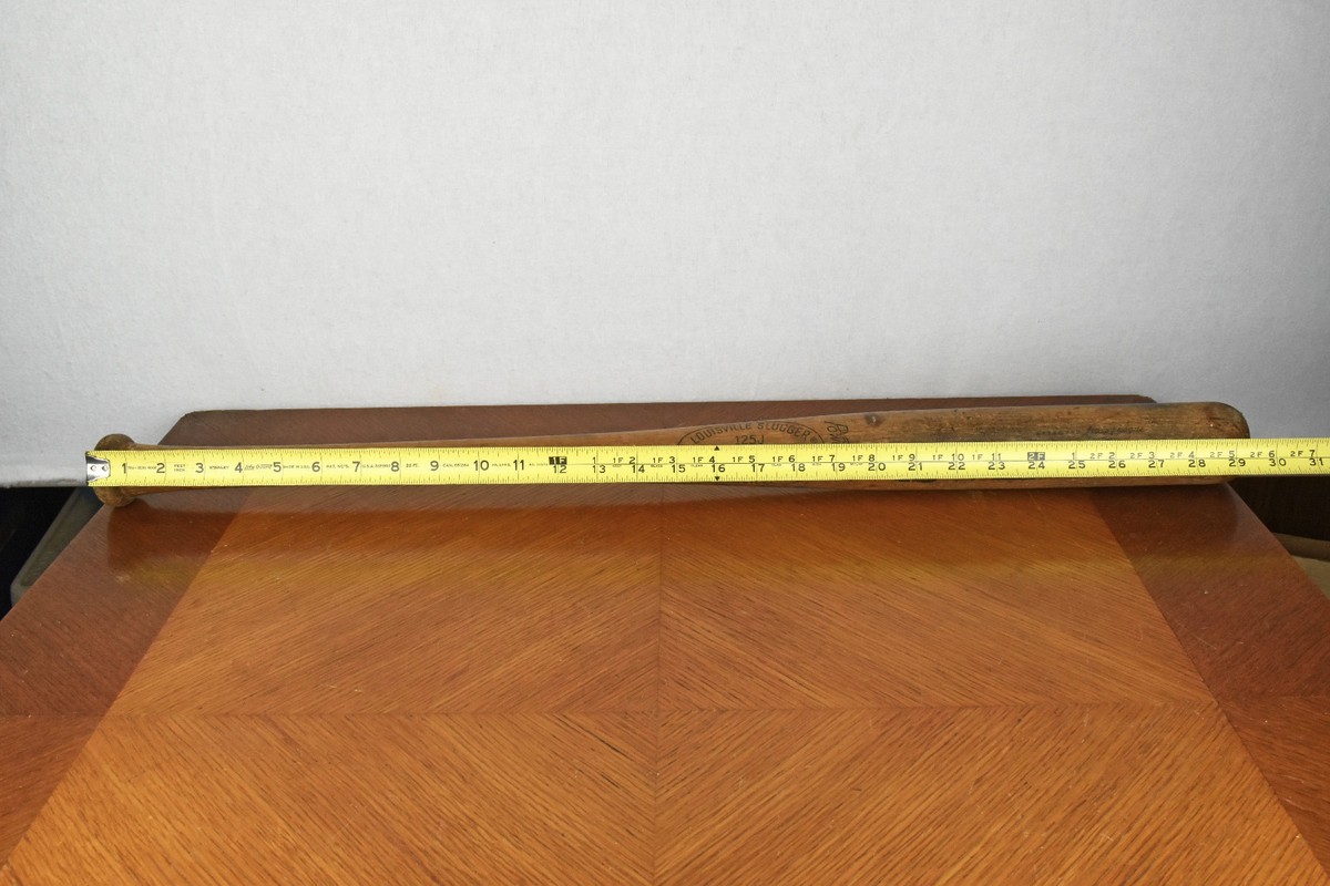 Vintage Ernie Banks Powerized Louisville Slugger 125J 30 Inch Wood