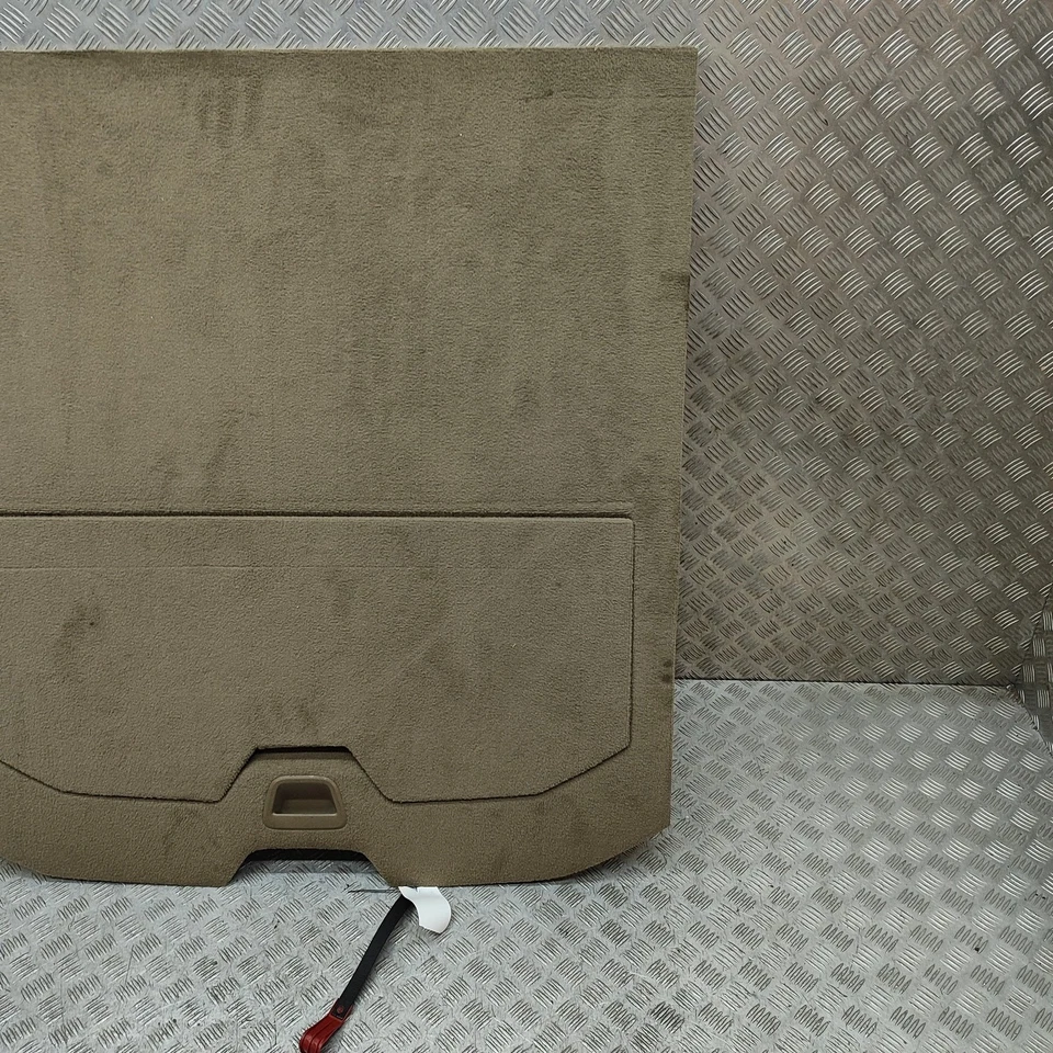 VOLVO V70 MK3 Trunk Boot Carpet 39834015 2014 32746430 - Image 3 of 4