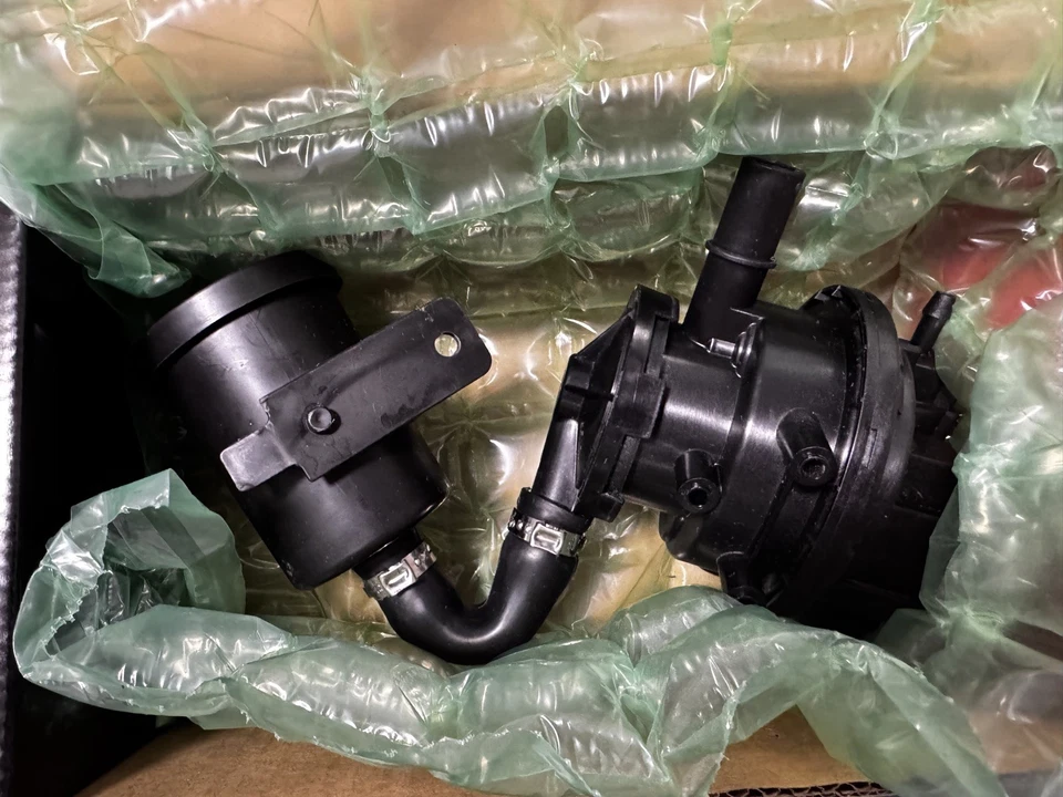 Bomba de detección de fugas de vapor de combustible para Volkswagen Jetta Rabbit GTI Golf R32 Golf R Foto 4 de 4