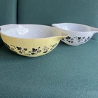 Vintage Black & Yellow Gooseberry Cinderella Pyrex Nesting Bowl Set, 443-444