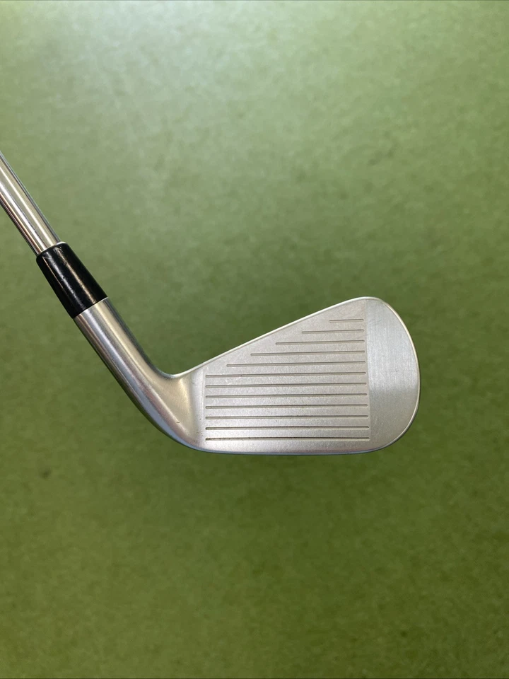 Tour Issue LH Titleist U500 Forged 4 Iron Project X Steel Extra Stiff  - Image 4 of 4