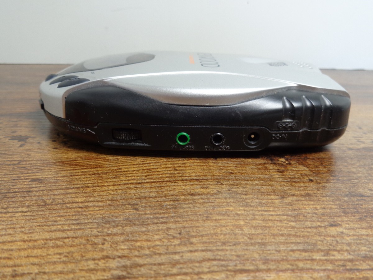 未使用　新品　KENWOOD DPC-X507 ポータブルCDプレーヤー KENWOOD DPC-X507 | いつみくんの日々