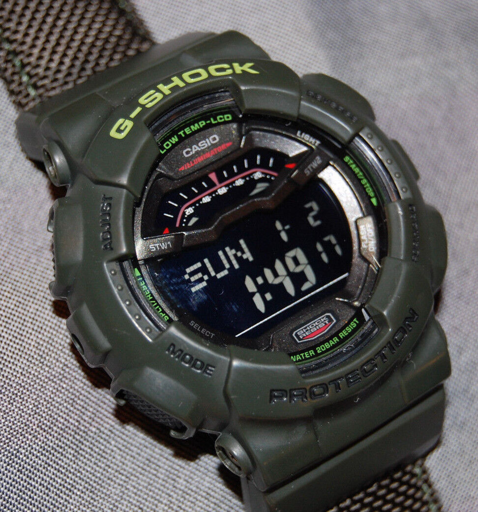 RARE! CASIO G-Shock G-Lide GLS-100-3 Men's Military Green RARE! CASIO G-Shock G-Lide GLS-100-3 Men's Military Green