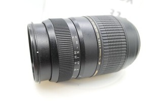 Nikon Fit Tamron LD Di AF-S 70-300mm AF Zoomobjektiv eingebauter Motor + Kappe + Filter