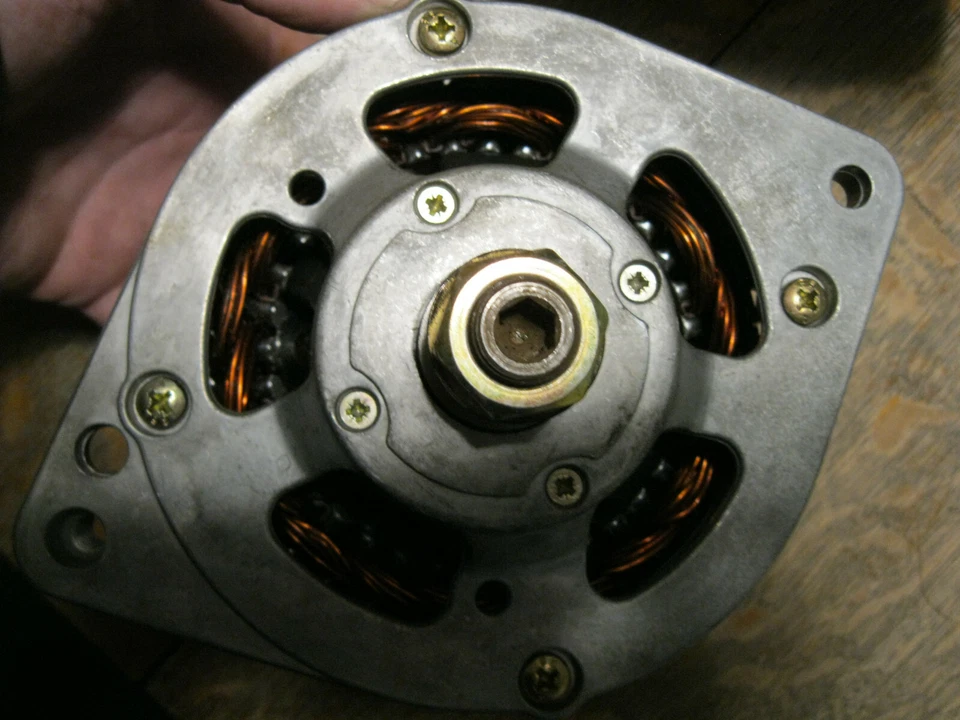 Alternator Bosch AL131X Reman fits 1988 Pontiac LeMans 1.6L-L4 Foto 4 de 4