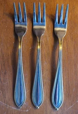 Yamazaki Ariana Gold Cocktail Appetizer Forks LOT 3 HTF